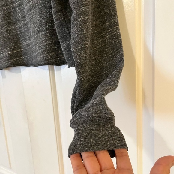 Brandy Melville John Galt gray long sleeve crew neck crop top. Medium - Picture 7 of 13